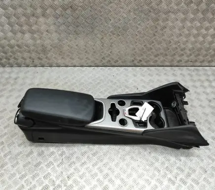 Alfa Romeo Giulia Center console 156146831 156146525