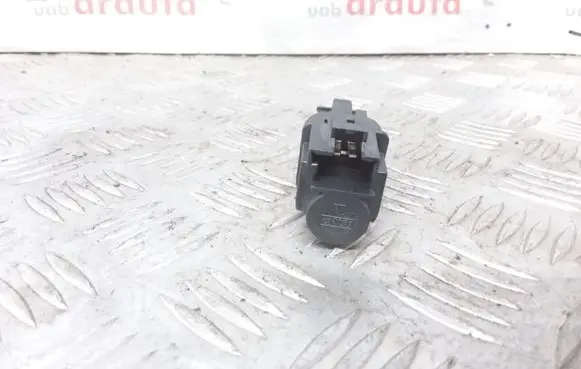 Ford Focus C-MAX Brake pedal sensor switch 3M5T13480AB