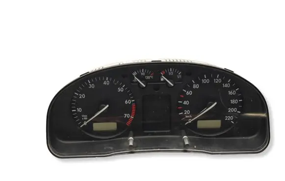 Volkswagen PASSAT B5 Speedometer (instrument cluster) 09051969901 09051940090
