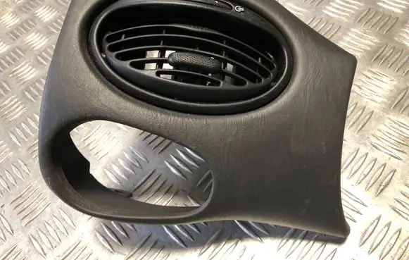 Ford Focus Dash center air vent grill 98AB19893BJW D1B1AR66ZA