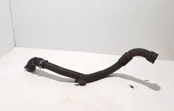 Intercooler hose/pipe