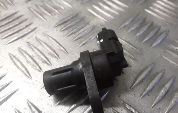Mercedes-Benz C W204 Crankshaft position sensor 0232103050