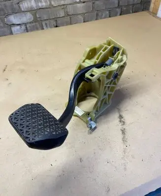 BMW 5 E60 E61 Brake pedal 6759944 12078010