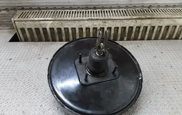 Nissan Primera Brake booster 46007AV611