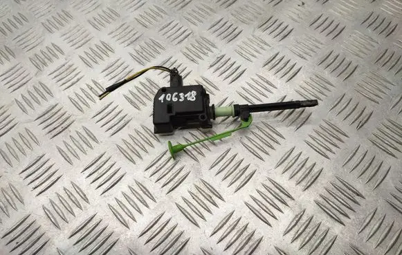 Volvo XC60 Fuel tank cap lock motor 86113136