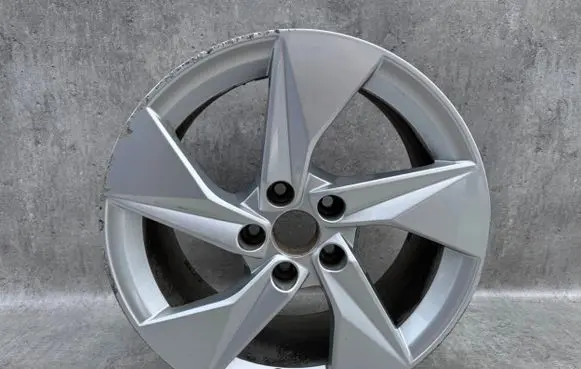 Audi A3 8Y R17 alloy rim 