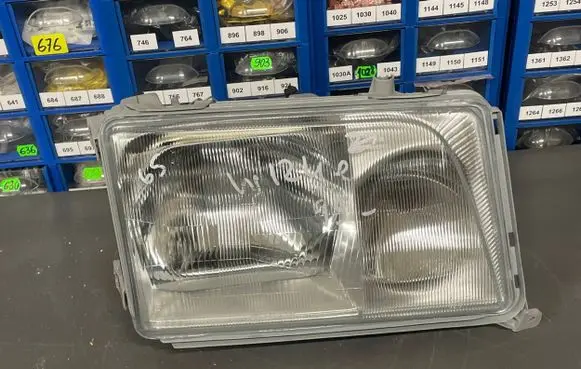 Mercedes-Benz E W124 Headlight/headlamp 138793 13015700