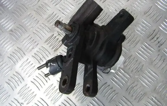 Toyota Corolla E110 Power steering pump