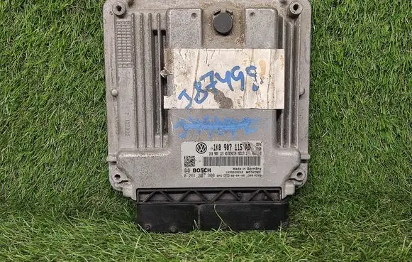 Volkswagen Jetta V Engine control unit/module ECU 1K0907115AD 0261201900