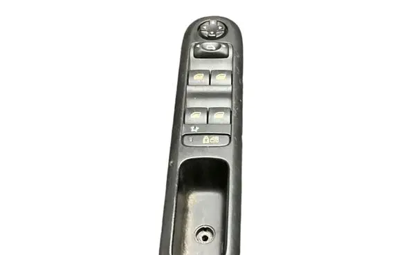 Peugeot 508 Electric window control switch 96650620ZD 30170358