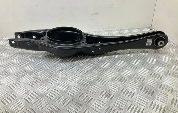 Rear upper control arm/wishbone