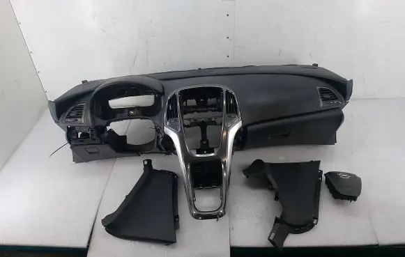 Opel Astra J Dashboard 