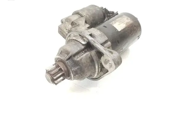 Volkswagen Golf V Starter motor 02M911023GX