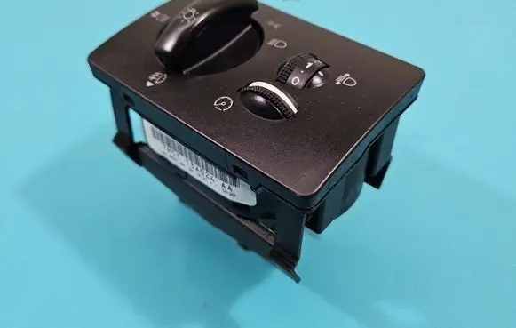 Light switch