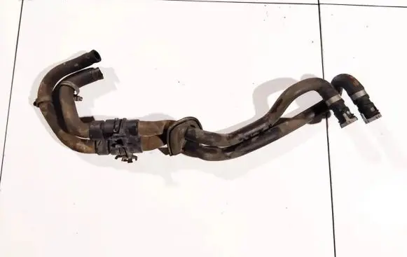 Volvo V70 Engine coolant pipe/hose s4000220