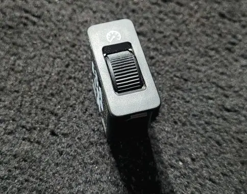 BMW 5 E39 Cruise control switch PA66GF30 259160 21318000