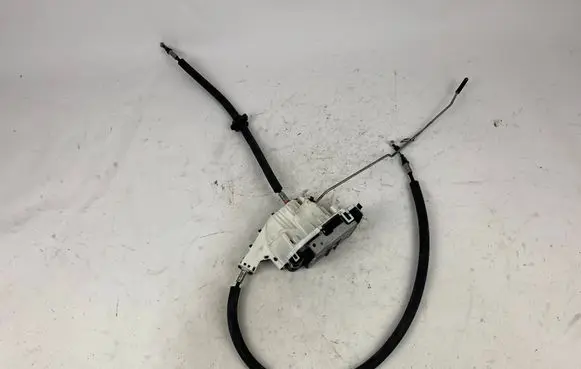 Maserati Quattroporte Rear door lock 68195791AA 670003112