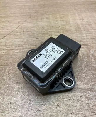 BMW 5 E60 E61 ESP acceleration yaw rate sensor 6758750 0265005266
