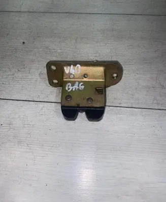 Volvo S40, V40 Tailgate/trunk/boot lock/catch/latch 30802821