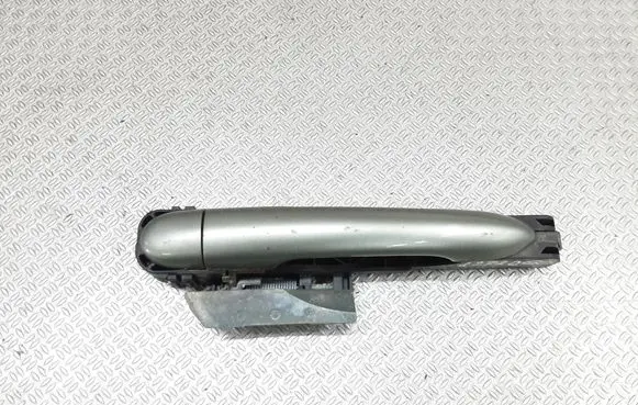 Nissan Primera Rear door exterior handle 80611AV600