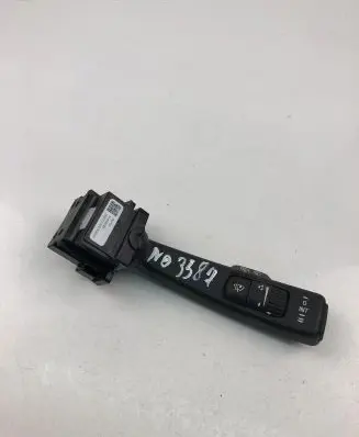 Volvo V40 Indicator stalk 31456042