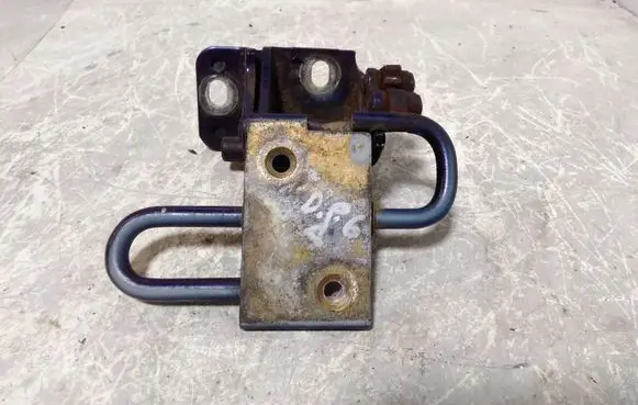 Audi A6 S6 C5 4B Rear door lower hinge 4B0833412B