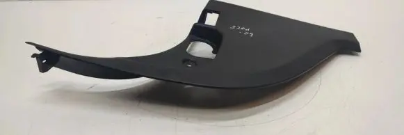 Foot area side trim