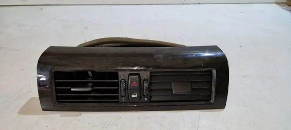 BMW 7 E65 E66 Dash center air vent grill 141218