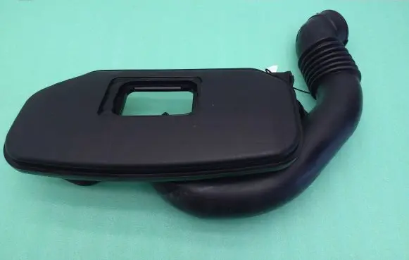 Subaru Outback Air intake duct part
