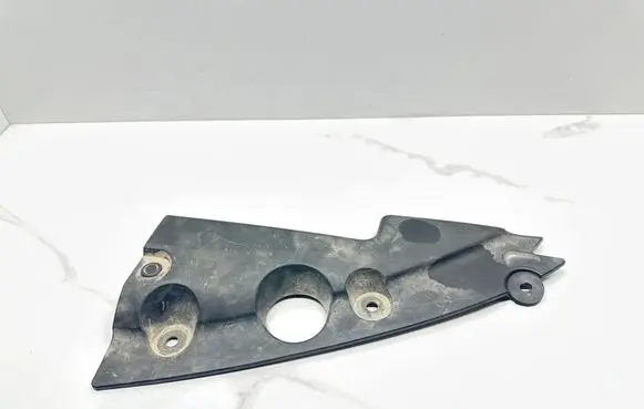 Nissan Murano Z50 Radiator trim 62581CA000 LA585211500