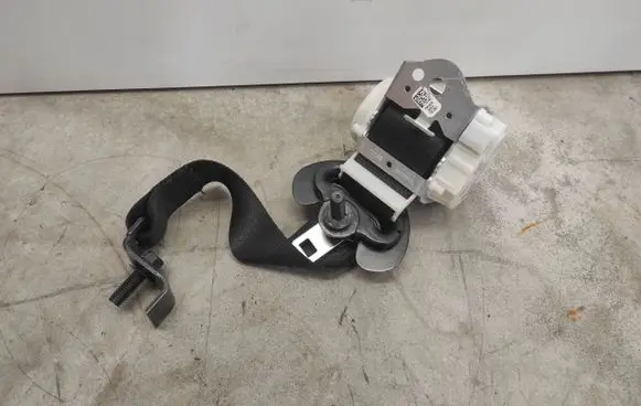 Ford Explorer V Third row seat belt FB5378611B51AB