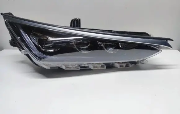 BYD Tang II Headlight/headlamp 4121020G