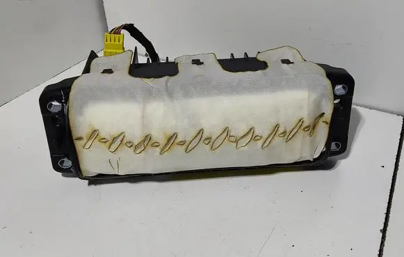 Volkswagen Jetta VI Passenger airbag 5C6880204A 34082420D