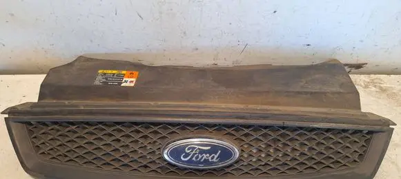 Ford Focus Front grill 4M518138AE 4M518200BJ 4M518200A