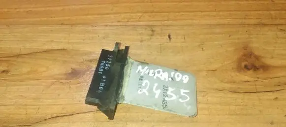 Nissan Micra Heater blower motor/fan resistor 2715043b00
