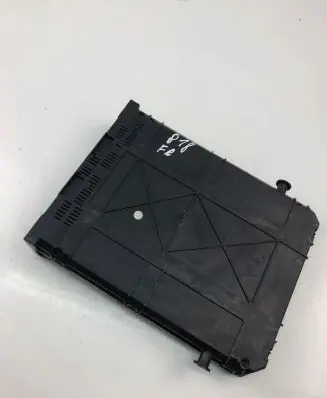 Peugeot 207 Fuse module 9666951980