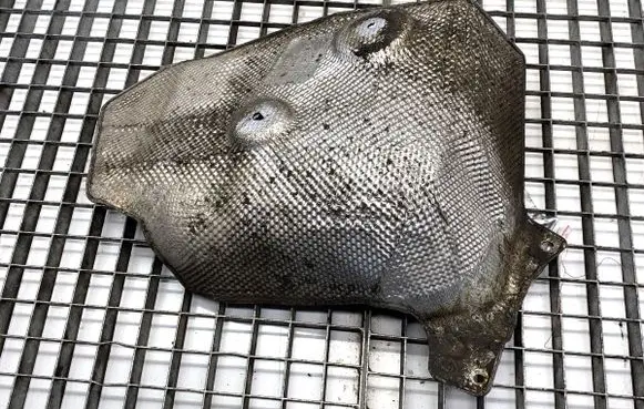 BMW X5 G05 Exhaust heat shield 7424938