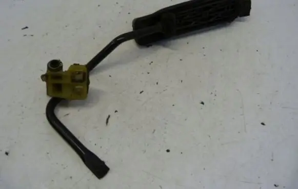Mercedes-Benz E W124 Accelerator throttle pedal