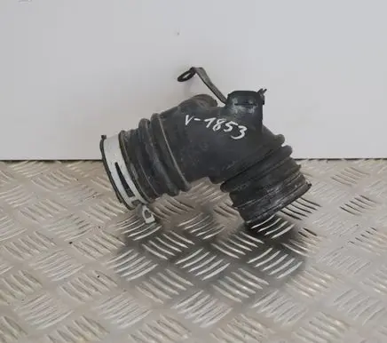 Toyota Verso-S Air intake hose/pipe