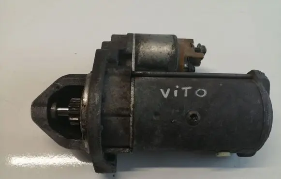 Mercedes-Benz Vito Viano W638 Starter motor 0051511301 D7R43