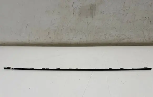 Audi Q8 e-tron Front bumper splitter molding 4KE807717
