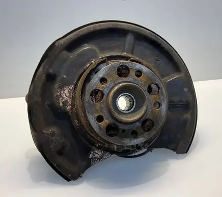 Mercedes-Benz E W211 Rear wheel hub A2113508408 2113508408