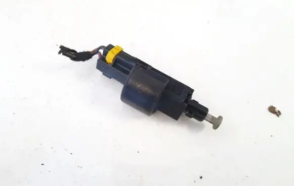 Opel Zafira A Brake pedal sensor switch 09132299 09175172