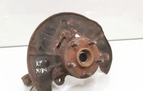 Toyota Avensis T250 Front wheel hub spindle knuckle