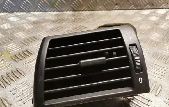 BMW 3 E46 Dashboard air vent grill cover trim 8361897