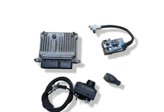 Mercedes-Benz C W204 Engine ECU kit and lock set R0412C032D A6461502072