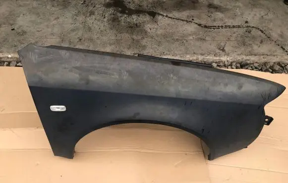 Audi A6 S6 C5 4B Fender