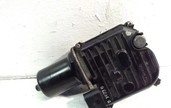 Volkswagen PASSAT CC Wiper motor 3C8955119E 1106280631