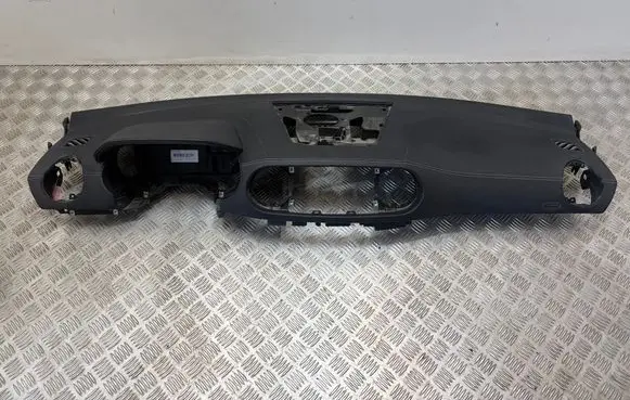 Mercedes-Benz SL R231 Dashboard A2316800087 2316800087