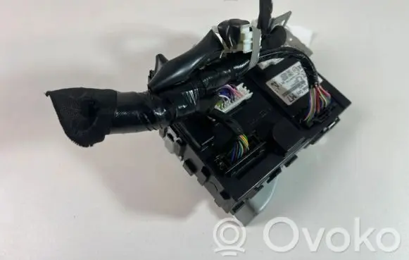 Nissan Juke I F15 Central body control module 284B1BV81C